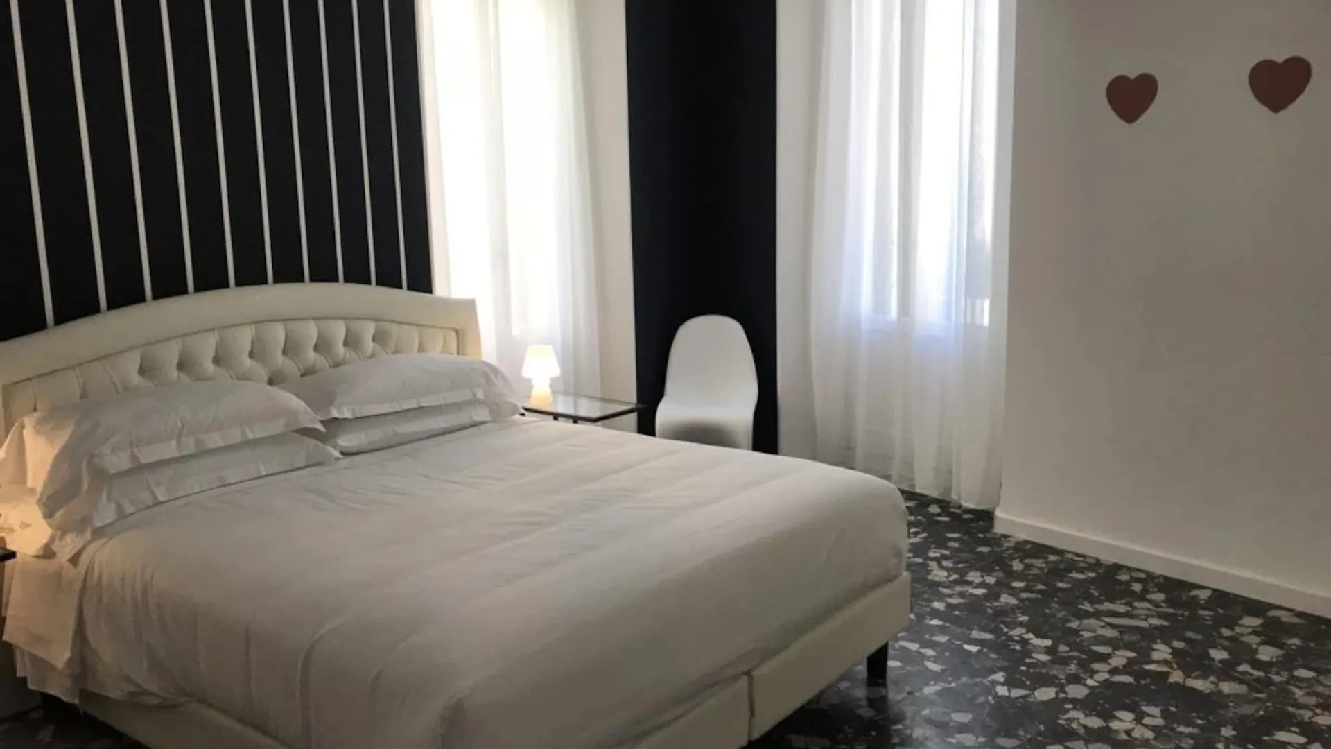 Dolce Verona Suites Guest house